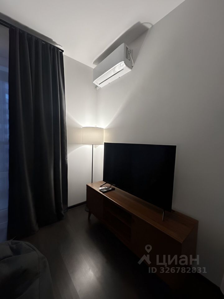 Аренда студии улица Верхне-Каменская, 11к1