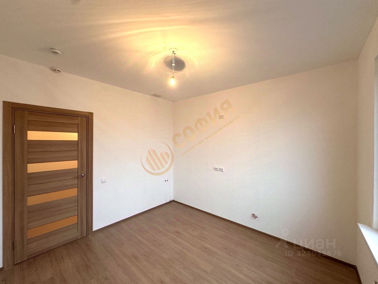 Продажа 4-комн квартиры на вторичном рынке улица Лидии Зверевой, 9к1