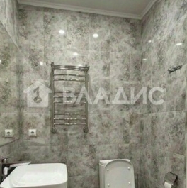 Продажа 3-комн квартиры на вторичном рынке Красногорск, Новотушинская улица,  д. 3