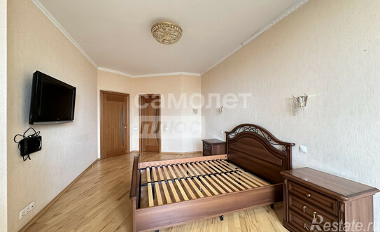 Продажа 3-комн квартиры на вторичном рынке Союзный проспект,  д. 22