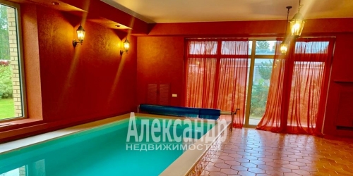 Коттедж/дом Лисий Нос пос., Большой просп.,  д. 50