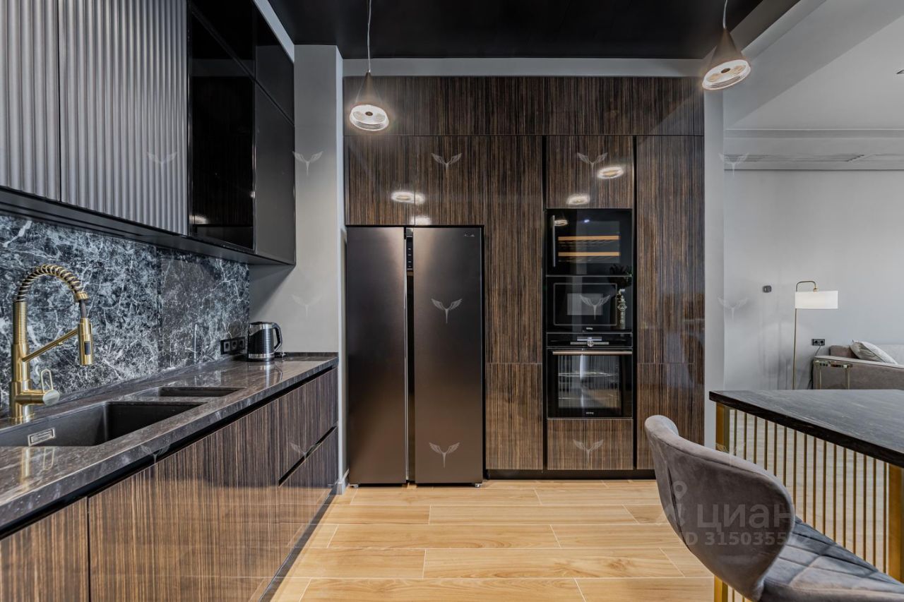 Продажа 3-комн квартиры на вторичном рынке 1-й Красногвардейский проезд, 22с1