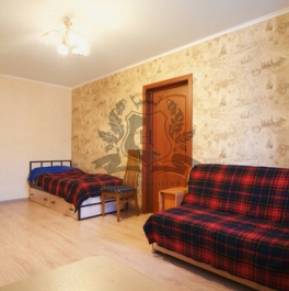 Продажа 3-комн квартиры на вторичном рынке ул Ильюшина,  д. 2