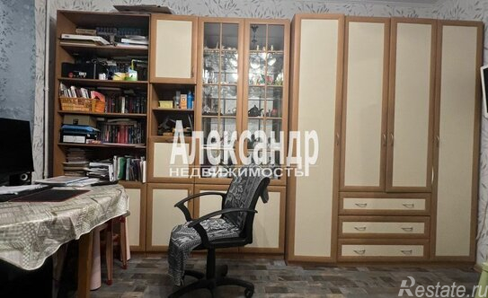 Продажа 3-комн квартиры на вторичном рынке Выборг, ул Большая Гвардейская,  д. 1