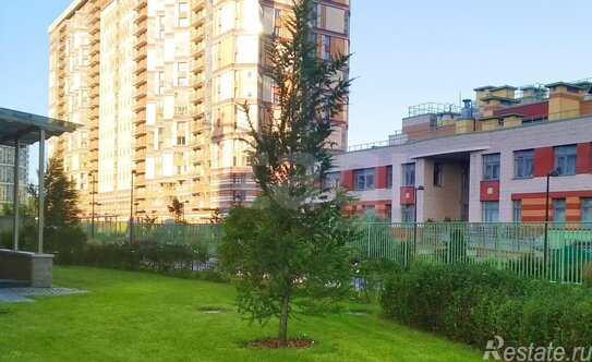 Продажа 2-комн квартиры на вторичном рынке Коломяжский пр-кт,  д. 13