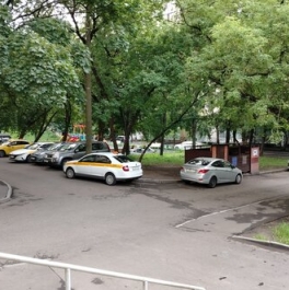 Продажа 3-комн квартиры на вторичном рынке ул Матвеевская,  д. 42,  к. 4