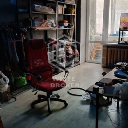 Продажа 2-комн квартиры на вторичном рынке Амбулаторный 1-й проезд,  д. 5 к2