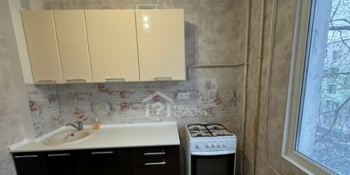 2-комн квартира улица Зины Портновой,  д. 28
