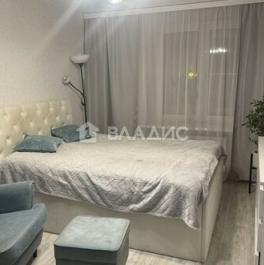 Продажа 2-комн квартиры на вторичном рынке Славы пр-кт,  д. 2,  к. 3