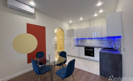 Продажа 2-комн квартиры на вторичном рынке Мосфильмовская улица