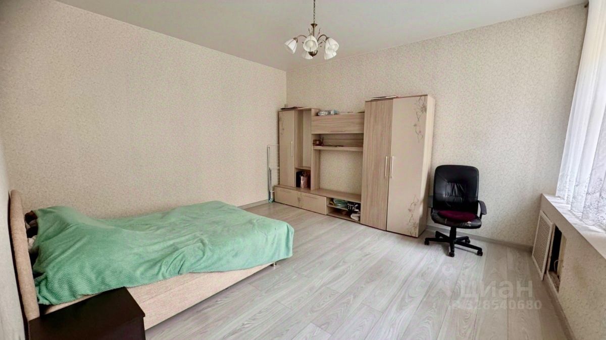 Продажа 2-комн квартиры на вторичном рынке улица Союза печатников, 13-15