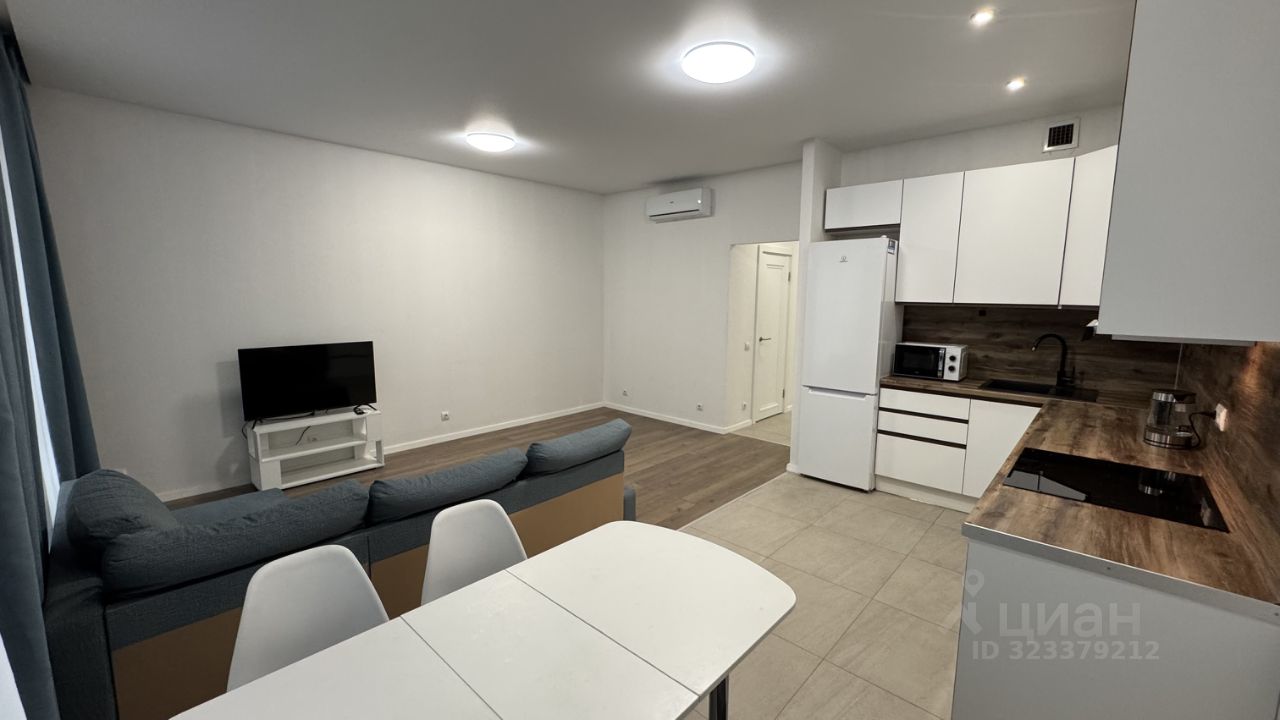 Аренда 3-комн квартиры на вторичном рынке Сельскохозяйственная улица, 39