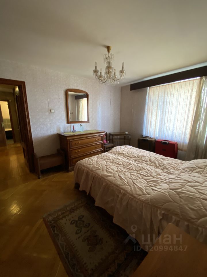 Аренда 3-комн квартиры на вторичном рынке проспект Просвещения, 14к4