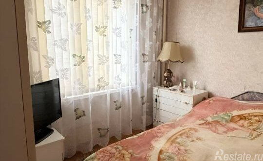 Продажа 3-комн квартиры на вторичном рынке Карельский бульвар,  д. 6 к2