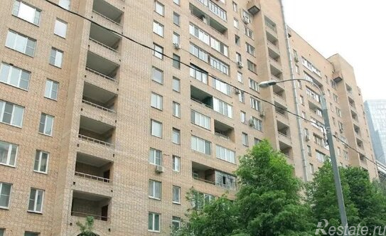 Продажа 3-комн квартиры на вторичном рынке улица Пудовкина