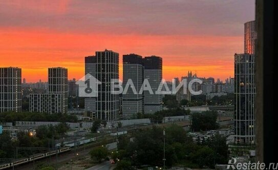 Продажа 1-комн квартиры на вторичном рынке Очаковская Б. ул,  д. 2