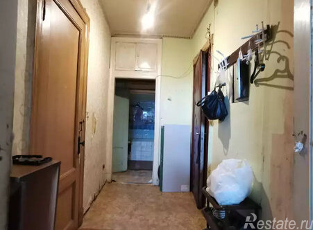 Продажа 3-комн квартиры на вторичном рынке ул Автовская,  д. 8