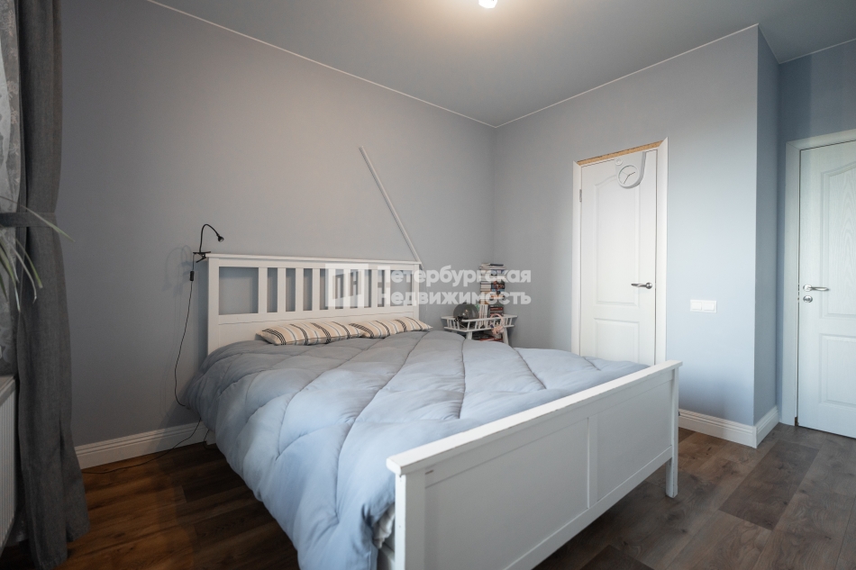 Продажа 2-комн квартиры на вторичном рынке поселок Шушары, поселок Шушары, Вилеровский пер, д 6