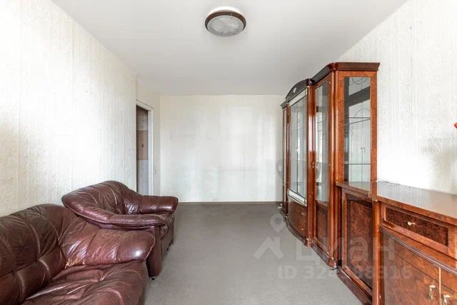 Продажа 2-комн квартиры на вторичном рынке Новолесная улица, 18К1