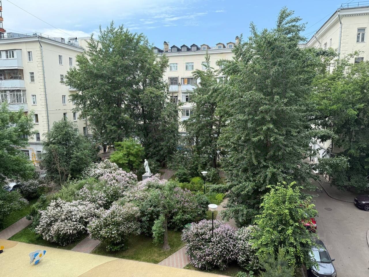 Продажа 2-комн квартиры на вторичном рынке улица Климашкина, 20