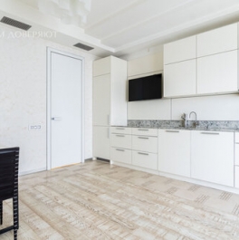 Продажа 1-комн квартиры на вторичном рынке Новочеркасский пр-кт,  д. 33 к2