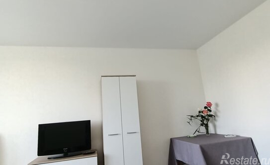 Продажа 2-комн квартиры на вторичном рынке улица Василия Петушкова,  д. 11