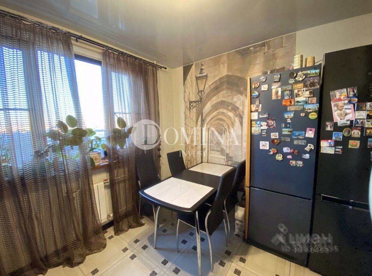 Продажа 3-комн квартиры на вторичном рынке Кантемировская улица, 16к1А