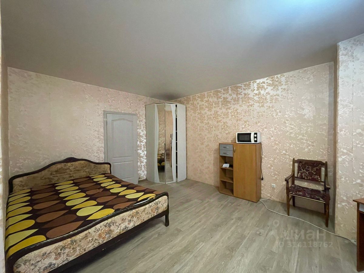 Продажа 2-комн квартиры на вторичном рынке улица Орджоникидзе, 59к2