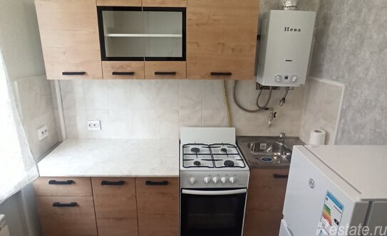 Аренда 2-комн квартиры на вторичном рынке Парковая 6-я ул,  д. 4