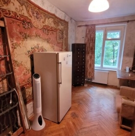 Продажа 3-комн квартиры на вторичном рынке Пушкин г, Ахматовская ул,  д. 25