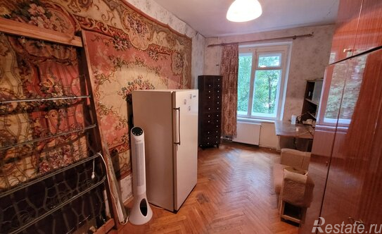 Продажа 3-комн квартиры на вторичном рынке Пушкин г, Ахматовская ул,  д. 25