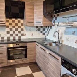 Продажа 3-комн квартиры на вторичном рынке Театральная улица,  д. 7