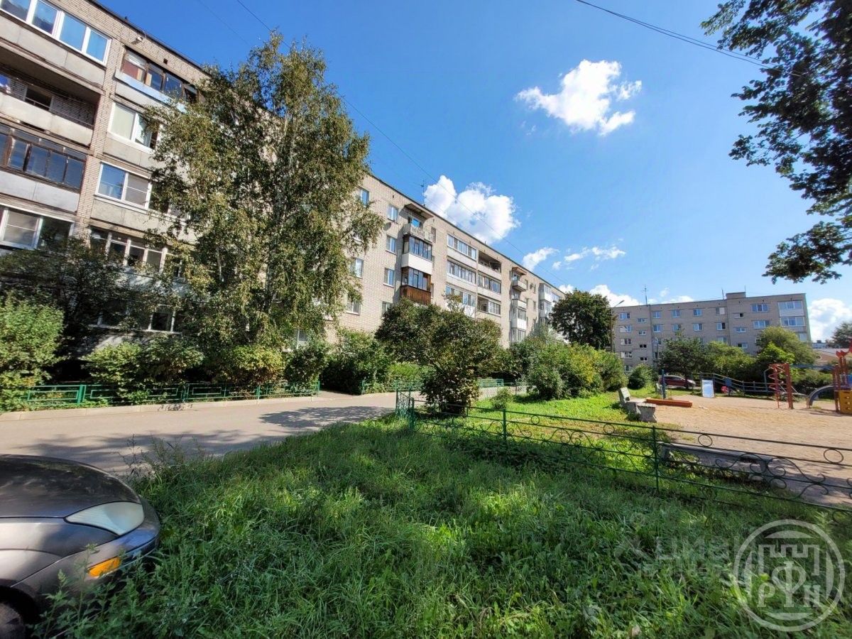 Продажа 1-комн квартиры на вторичном рынке Отрадное, Советская улица, 10