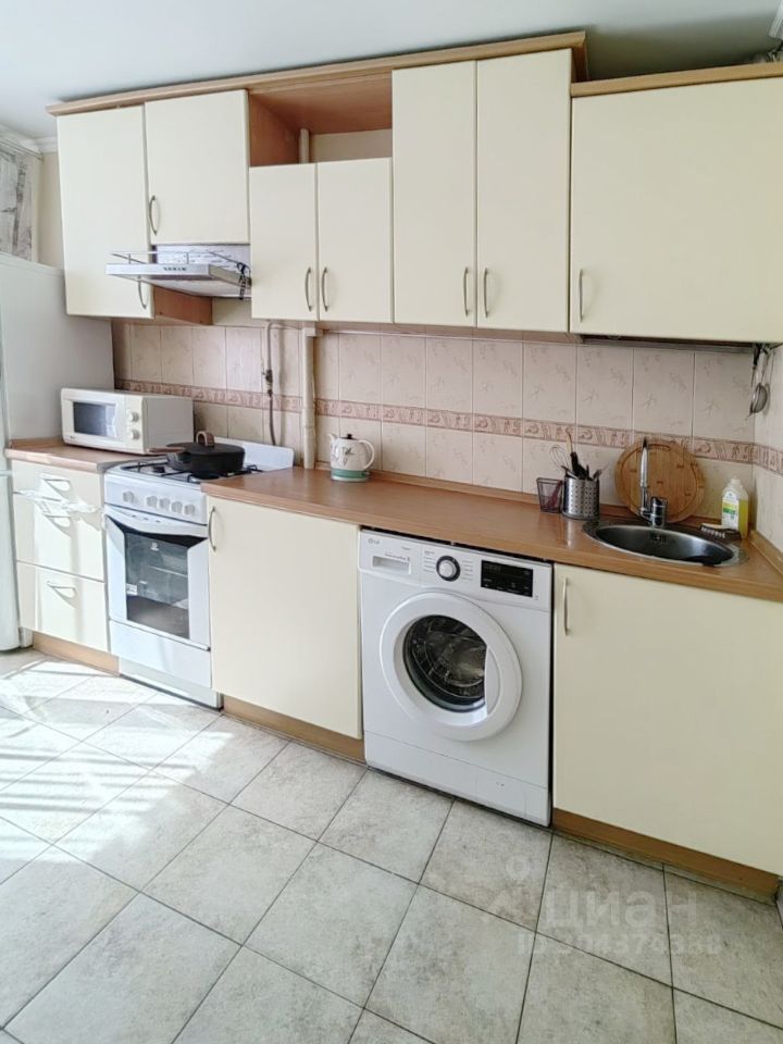 Аренда 2-комн квартиры на вторичном рынке переулок Берников, 4