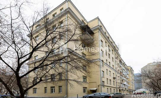Продажа 4-комн квартиры на вторичном рынке улица Плющиха,  д. 13