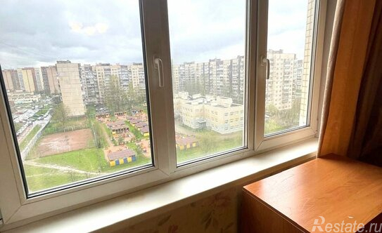 Продажа 2-комн квартиры на вторичном рынке Бухарестская ул,  д. 152,  к. 2
