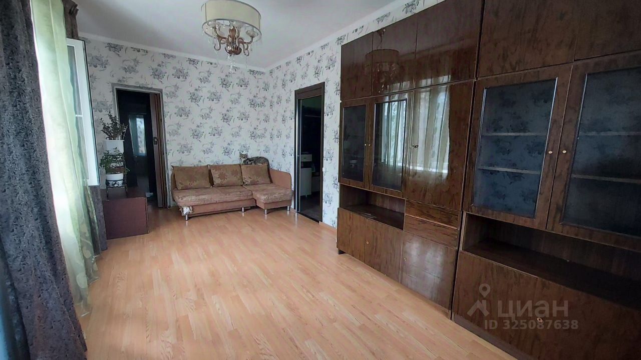 Продажа 1-комн квартиры на вторичном рынке Калининец пгт, 10