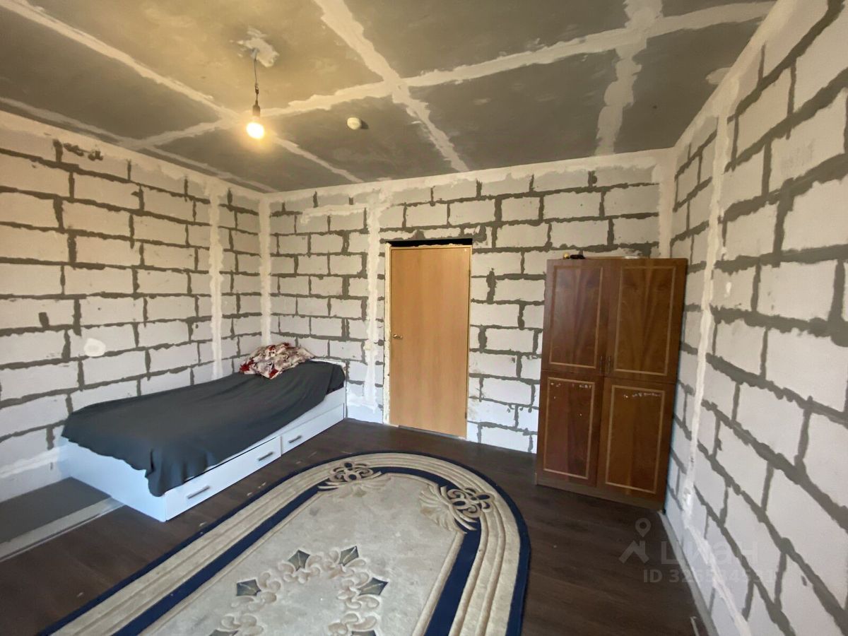 Продажа 3-комн квартиры на вторичном рынке проспект Королева, 63к1