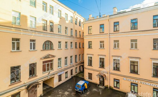 Продажа 3-комн квартиры на вторичном рынке Гороховая ул,  д. 46