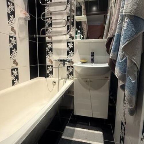 1-комн квартира Приозерск, ул Горького,  д. 32