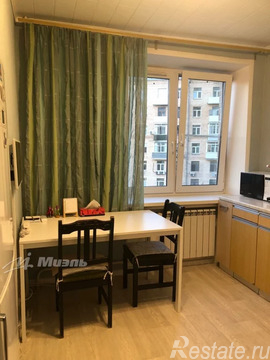 Продажа 2-комн квартиры на вторичном рынке Песчаный пер.,  д. 2/11