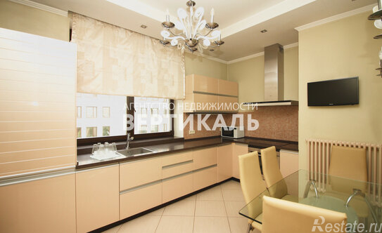 Аренда 4-комн квартиры на вторичном рынке Красногвардейская 3-я ул,  д. 3