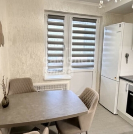 Продажа 2-комн квартиры на вторичном рынке Ленинский городской округ, Лесная улица,  д. 22 к2