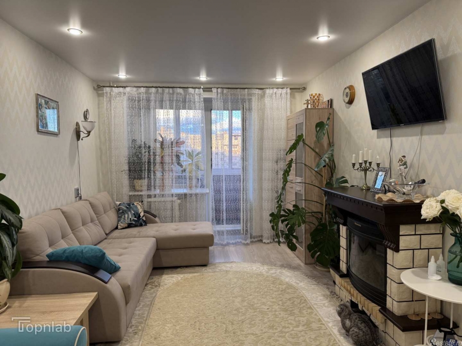 Продажа 2-комн квартиры на вторичном рынке Морская наб., 25, литера А