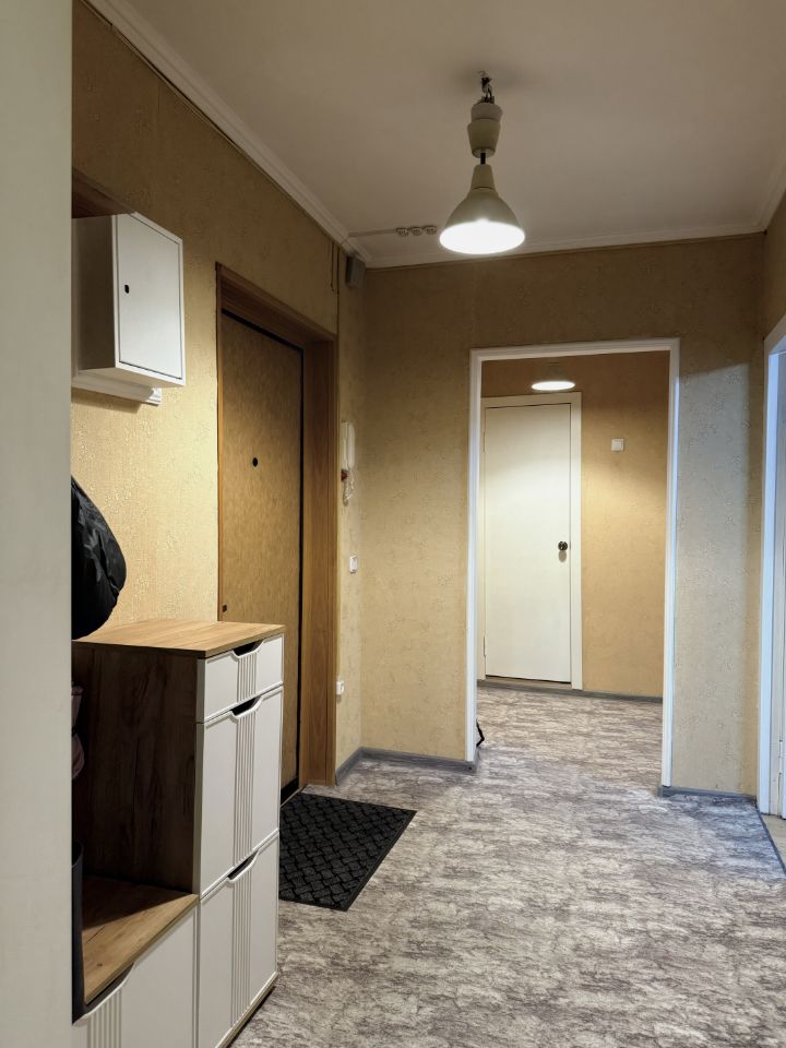 Продажа 3-комн квартиры на вторичном рынке Рождественская улица, 4