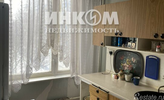 Продажа 1-комн квартиры на вторичном рынке Ореховый б-р,  д. 39,  к. 2