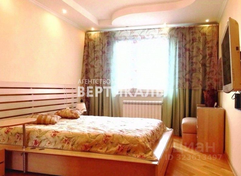 Аренда 3-комн квартиры на вторичном рынке Митинская улица, 10