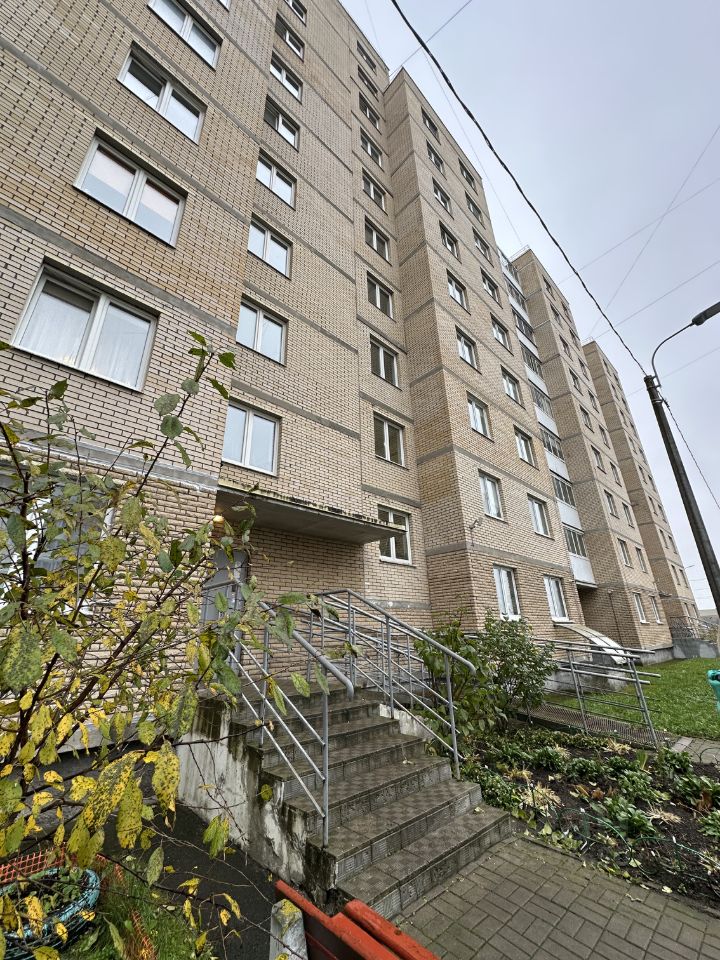 Продажа 1-комн квартиры на вторичном рынке Красное Село, Геологическая улица, 46к3