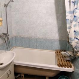Продажа 2-комн квартиры на вторичном рынке улица Карпинского,  д. 24 к1