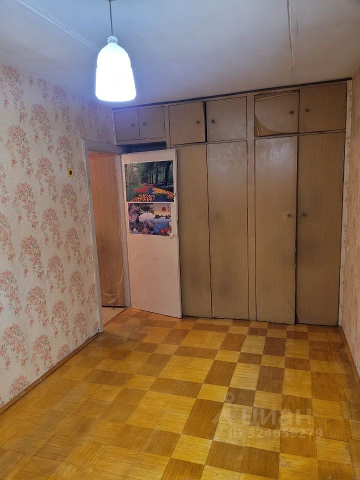 Продажа 2-комн квартиры на вторичном рынке Малаховка пгт, шоссе Быковское, 43